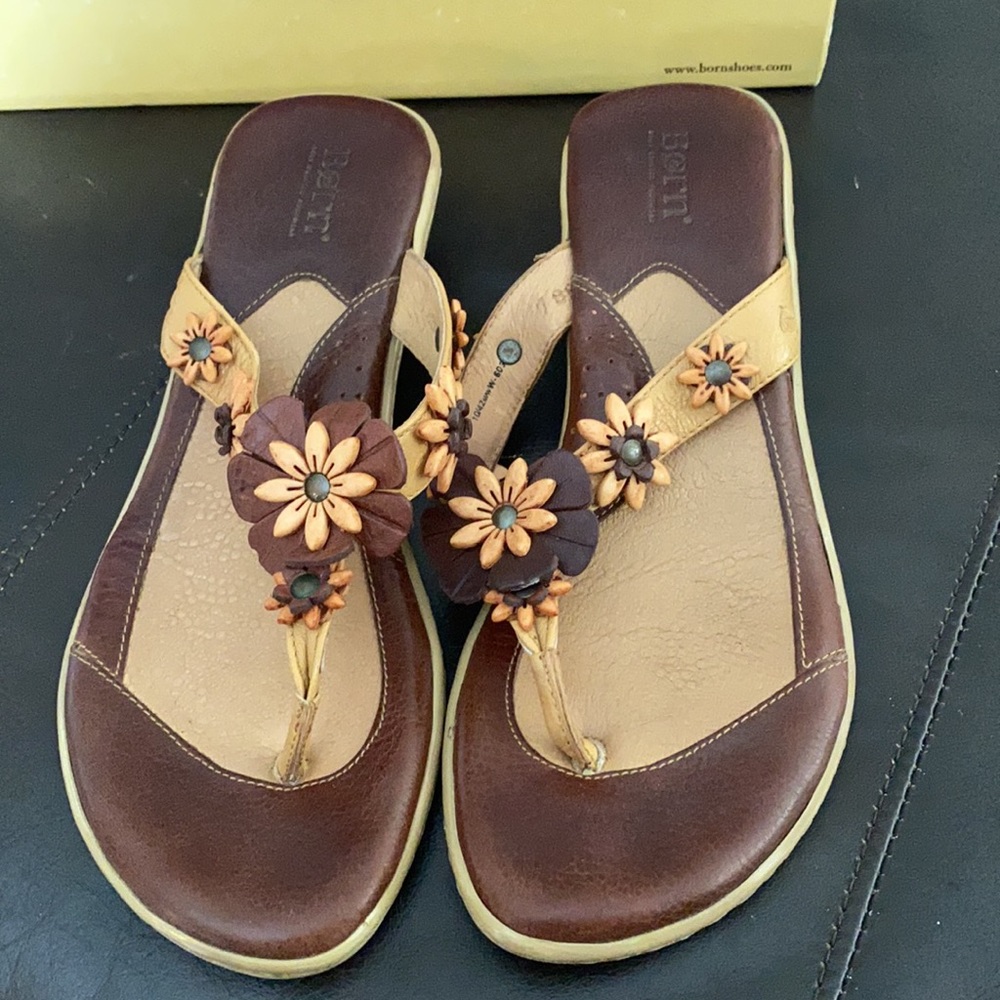 Born Leather Sandals - Picture 5 of 8